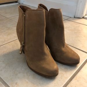 7.5 Aldo booties worn once!